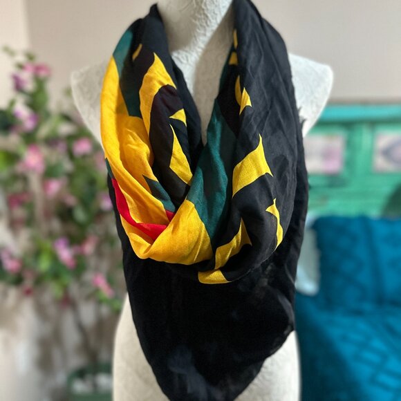 Gucci Blanket Scarf - Picture 1 of 5